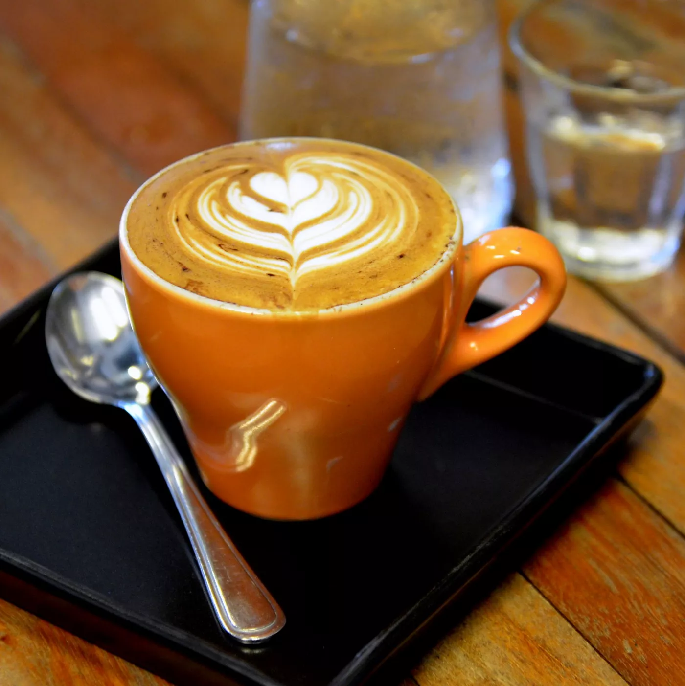 Кофейня с собой: Latte art cappuccino